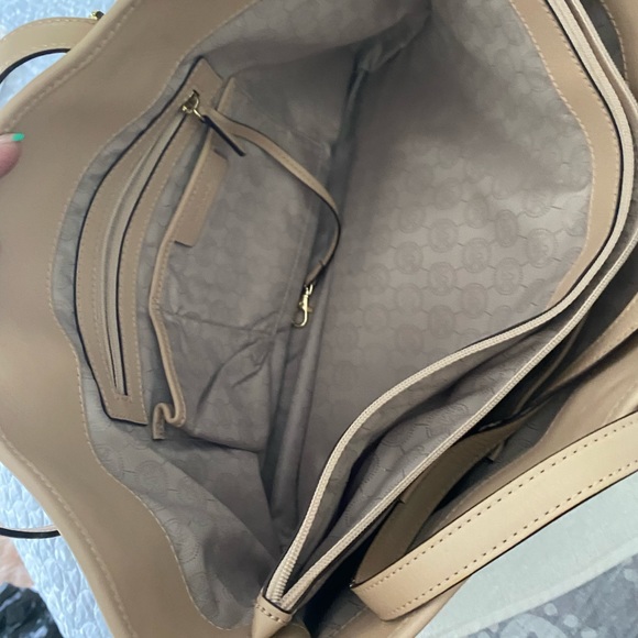 MICHAEL KORS Jet Set Checker Multifunction Tote/Weekend/Travel Bag - Picture 6 of 6